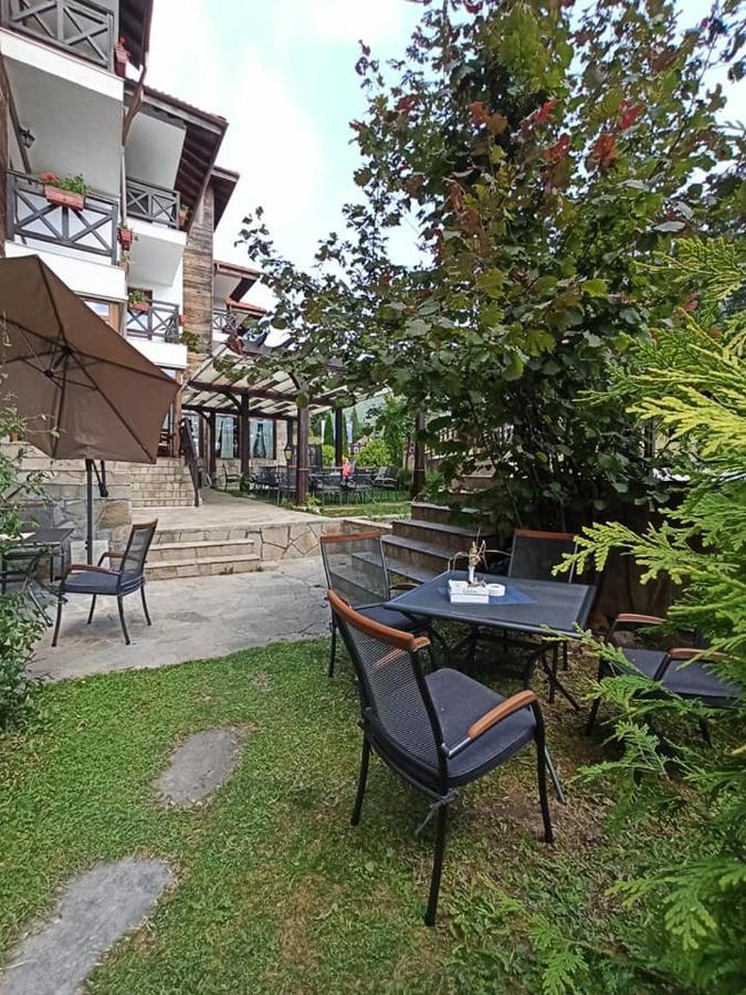 "Моето Любимо Място", Смолянски Езера - "My Favorite Place", Smolyan Lakes Ngoại thất bức ảnh