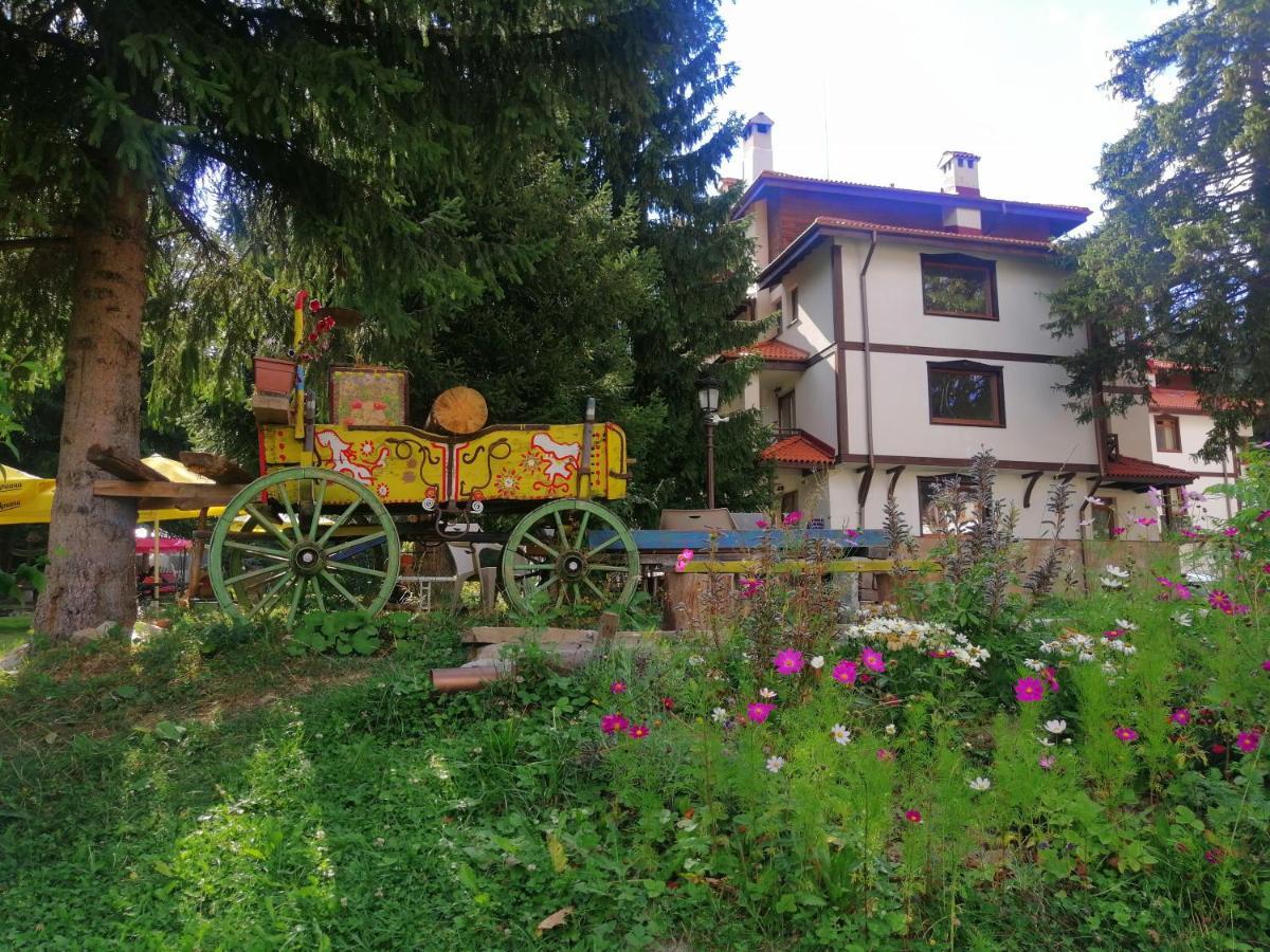 "Моето Любимо Място", Смолянски Езера - "My Favorite Place", Smolyan Lakes Ngoại thất bức ảnh